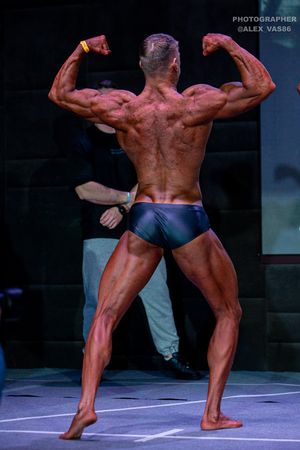 CLASSIC PHYSIQUE НОВИЧКИ